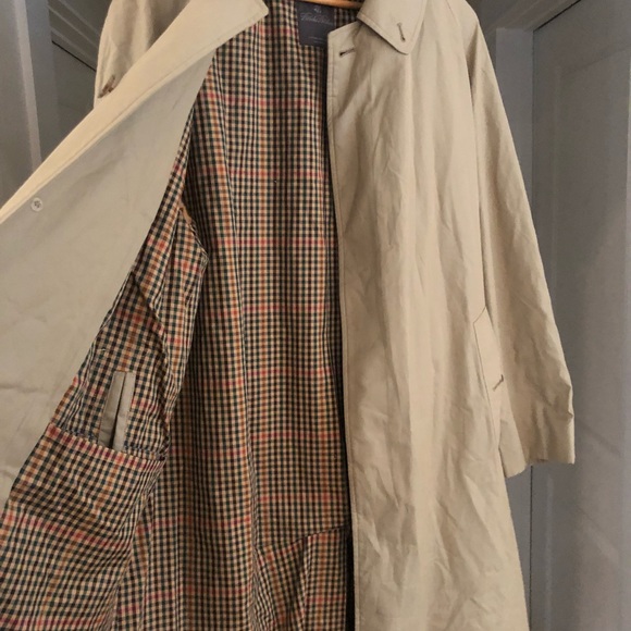 Brooks Brothers khaki trench coat 42L - Picture 3 of 7